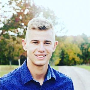 Meet your Posher, Seth